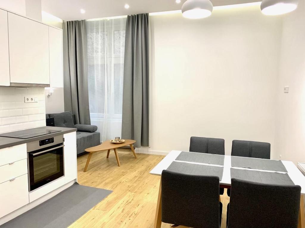 Colton Budapest Paulay Apartments Luaran gambar