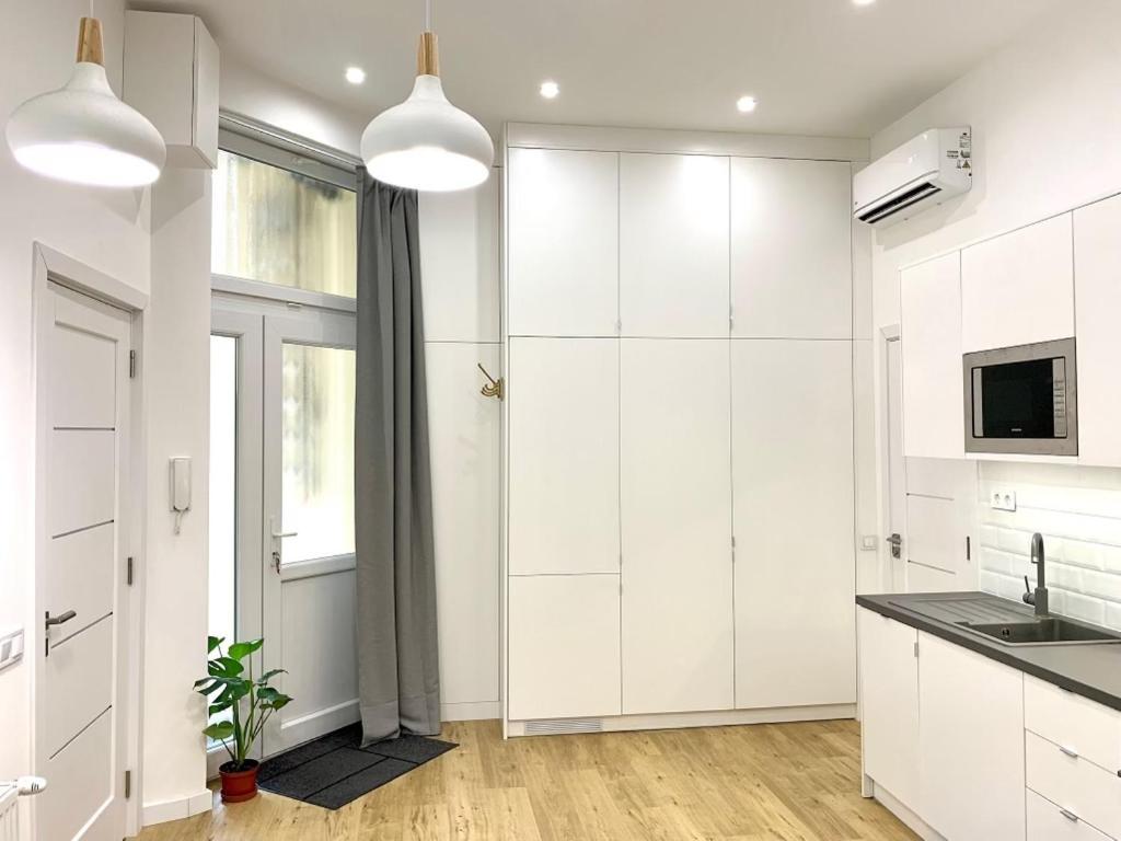 Colton Budapest Paulay Apartments Luaran gambar