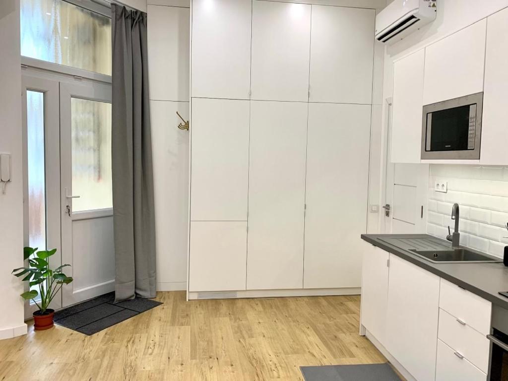 Colton Budapest Paulay Apartments Luaran gambar