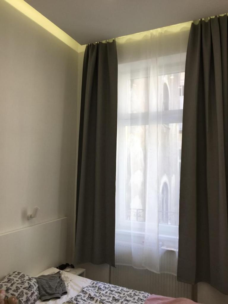 Colton Budapest Paulay Apartments Luaran gambar
