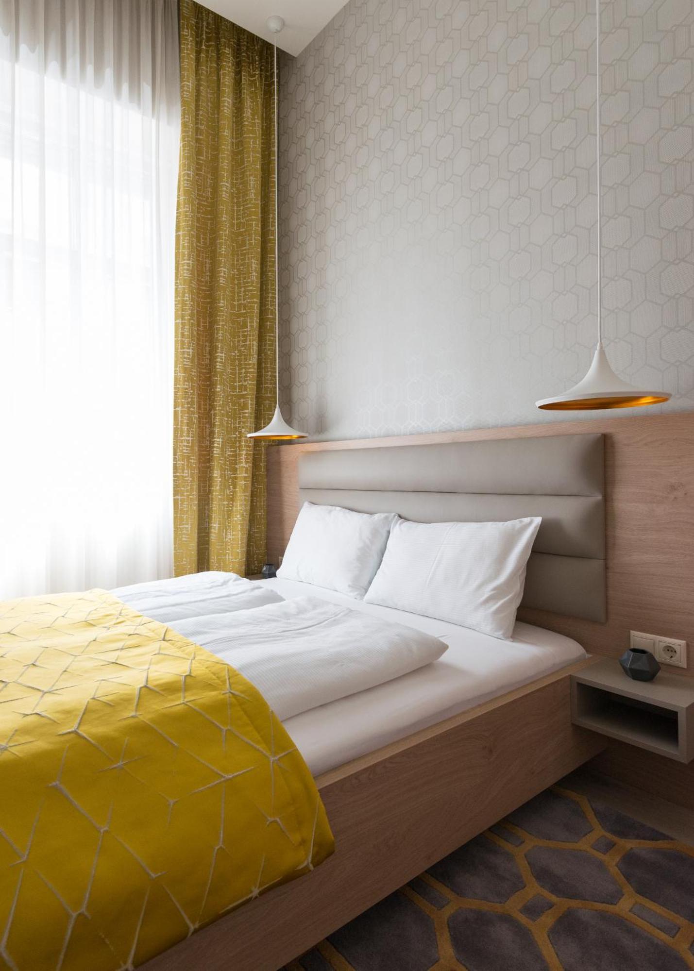 Colton Budapest Paulay Apartments Luaran gambar